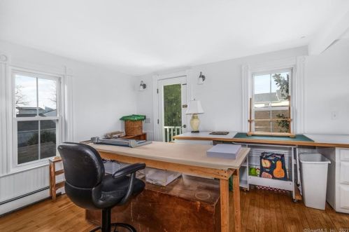 16 Burwell St, Norwalk CT  06854-4703 exterior
