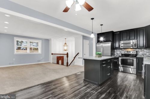 1604 Brentwood Dr, Fallston, MD 21047-1607