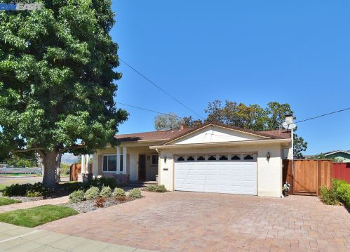 6729 Birch Ct, Pleasanton, CA 94568-2102