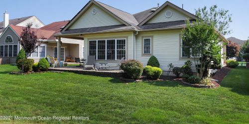 37 Pine Valley Rd, Jackson Twp, NJ 08527-4014