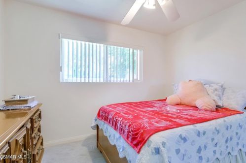 4245 Adam Rd, Simi Valley CA 93063-2341 exterior