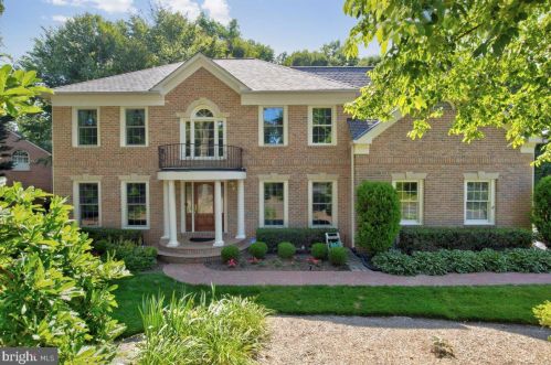 6906 Newby Hall Ct, Clifton, VA 20124-2614
