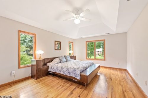 8 Elshaer Ct, Dover NJ  07869-1923 exterior