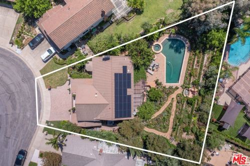 423 Westridge Cir, Anaheim, CA 92807-3722