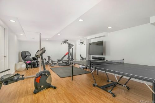 7397 Tamarac St, Englewood CO 80112-1836 exterior