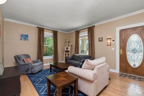 2204 Grand Ave, Pueblo, CO 81003-2539
