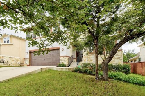 16005 Cinca Terra Dr, Austin TX  78738-4093 exterior