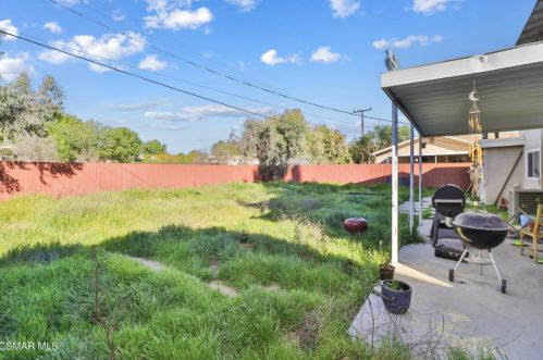 2803 Hollister St, Simi Valley CA  93065-5214 exterior