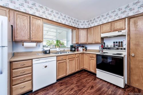 1210 Gray St, Denver, CO 80232-5850