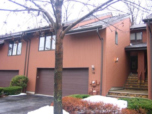 78 Cummings Cir, Town Center, NJ 07052-2271