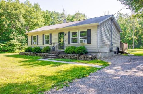 20 Stagecoach Rd, Exeter CT  06249-1647 exterior