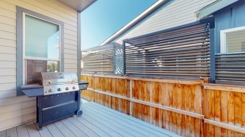 9372 58 Pl, Denver CO 80238 exterior