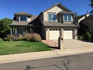 15925 Ellsworth Pl, Lakewood, CO 80401
