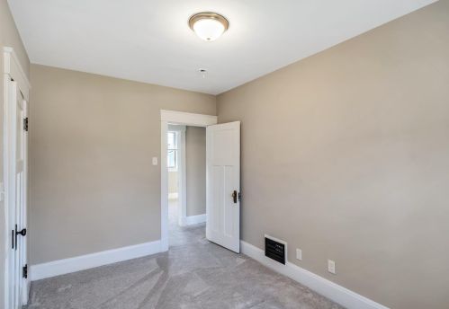 6140 Grand Vista Ave, Cincinnati OH  45213-1720 exterior
