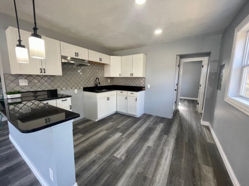 2825 21st Ave, Gary IN 46407-1709 exterior