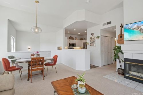 7908 Horizon Vw Dr, Anaheim CA  92808-1517 exterior