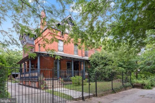 4719 Chester Ave, Philadelphia, PA 19143-3512