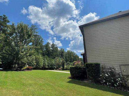 1233 Blairwood Ct, Atlanta GA  30331-7490 exterior