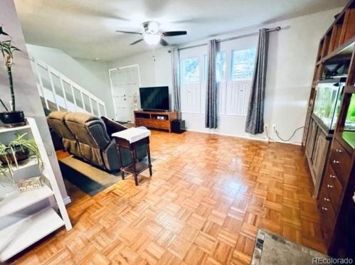 1985 Oakland Way, Aurora CO 80014-1108 exterior