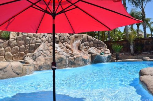 12722 Royal Palm Ln, Riverside CA  92503-7077 exterior