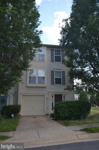 7008 Plush Ct, Fredericksburg, VA 22407-2531