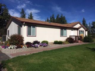17616 Robinette Dr, Amber, WA 99004-9422