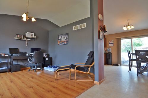 1100 Nikki Ct, Joliet, IL 60431-7956