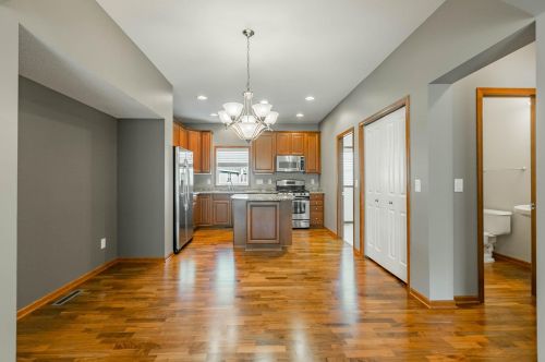 2160 Cedar Grove Trl, Saint Paul MN  55122-1543 exterior