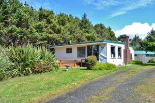 4605 Pacific Coast Hwy, Waldport, OR 97394-9129