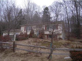 127 Milton Falls Ct, Georgia, VT 05468-4123