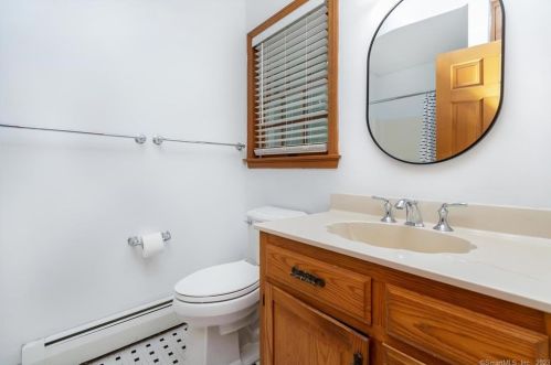 54 School Rd, Colchester CT  06415-1729 exterior