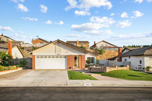1847 Donahue Dr, El Cajon, CA 92019-4213
