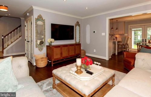 255 Lower Magothy Beach Rd, Severna Park MD  21146-2118 exterior