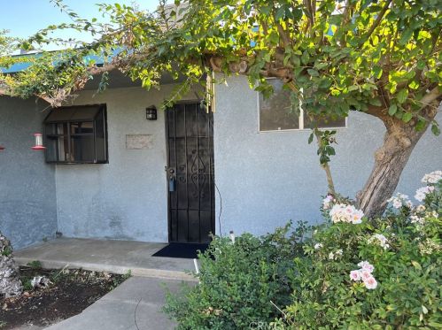 1305 Merced St, Madera, CA 93638-2216