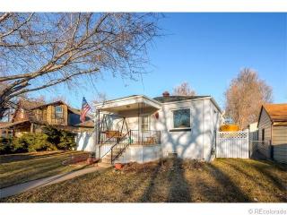 4320 Pennsylvania St, Englewood, CO 80113-5837