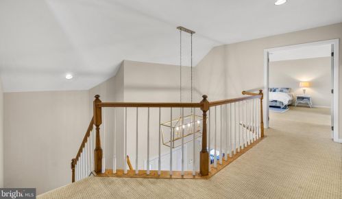 10101 Waterside Dr, Springfield VA  22015-3931 exterior