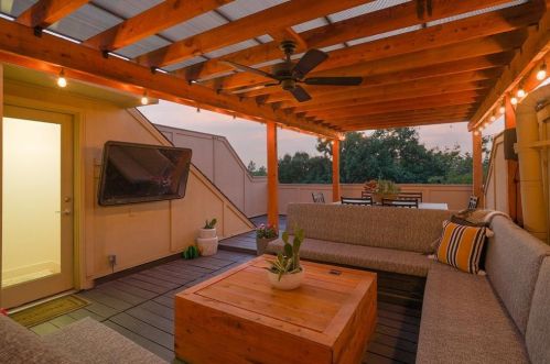 4618 Cedar Springs Rd, Dallas TX  75219-1413 exterior