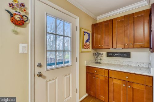 10828 Douglas Ave, Silver Spring MD 20902-4101 exterior