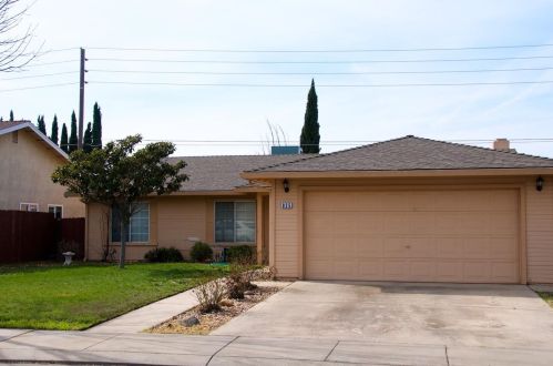 925 Chalone Dr, Modesto, CA 95358-6521