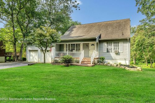 194 Ross Ln, Jackson Twp, NJ 08527-4609