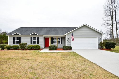 119 Baysden Rd, Chinquapin, NC 28521-9608