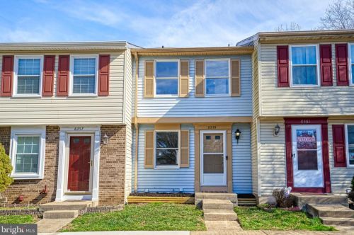 8359 Bark Tree Ct, Springfield VA  22153-3832 exterior