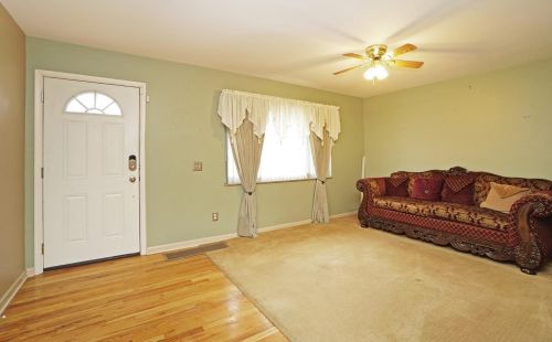 6626 Golfway Dr, Cincinnati, OH 45239-5625