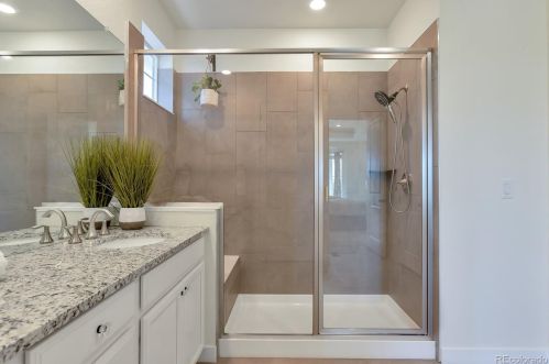 8870 Ukraine Ct, Denver CO  80016 exterior