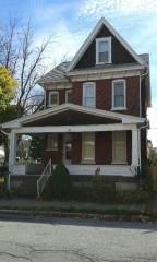 2813 Oak Ave, Altoona PA  16601-1621 exterior