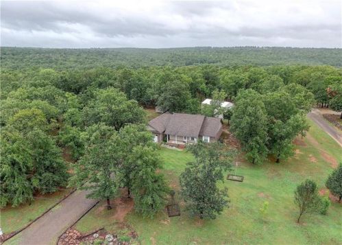 461138 1013 Rd, Sallisaw, OK 74955