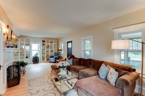 2209 2nd St, Saint Paul MN  55110-3204 exterior