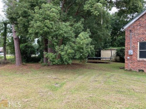 4 3rd St, Bayview, GA 31316-1401
