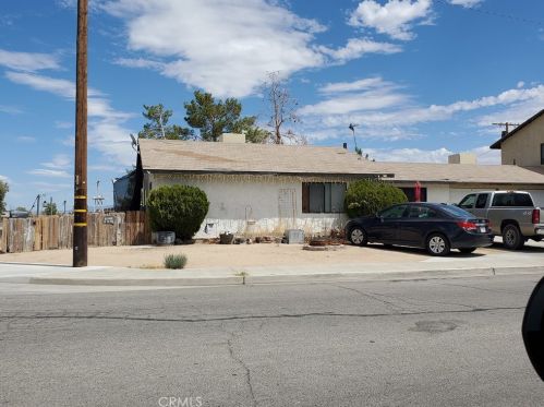 243 Robertson Rd, Ridgecrest, CA 93555-4623