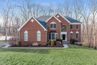 229 Feldspar Rdg, Glastonbury, CT 06033-3315